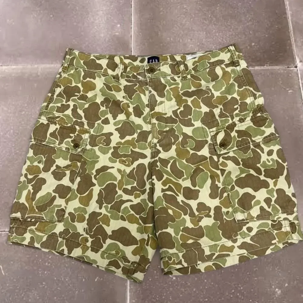 Vintage gap camouflage cargo shorts